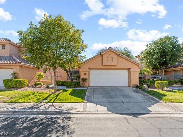 9229 Pitching Wedge Drive, Las Vegas, NV 89134