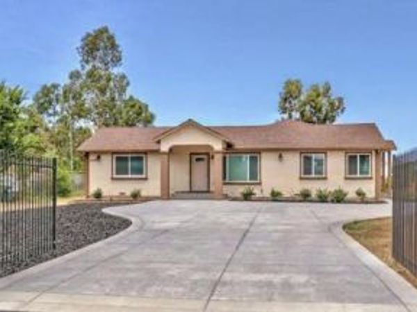 2449 I St, Rio Linda, CA 95673