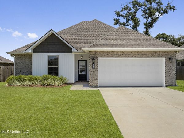 13 Alexandria Grace Drive, Long Beach, MS 39560
