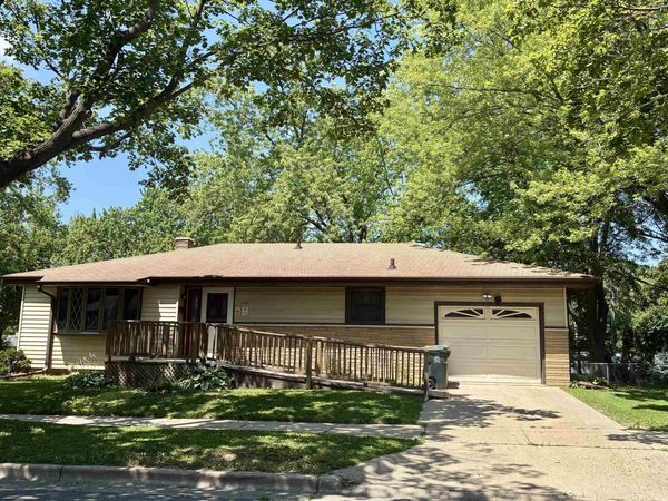 1002 Monica Lane, Madison, WI 53704