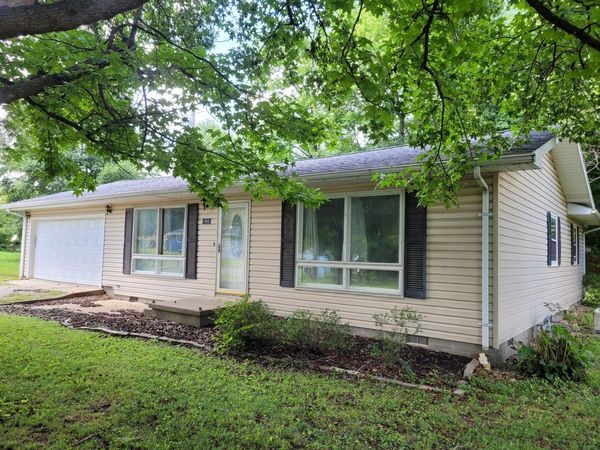 1905 S 15th Street , Mt Vernon, IL 62864