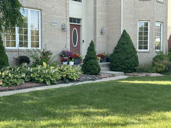 49182 Woodson Way, Canton, MI 48187