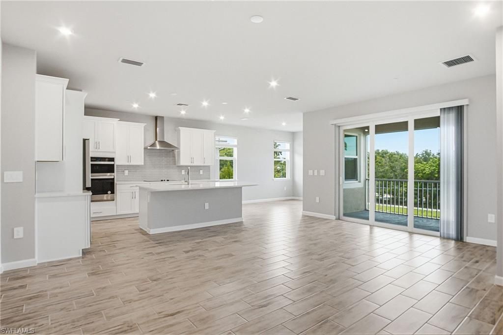 4646 Arboretum Cir, Unit 201, Naples, FL 34112 Photo