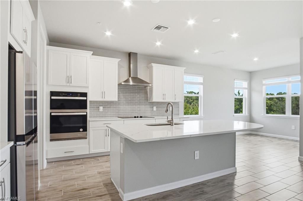 4646 Arboretum Cir, Unit 201, Naples, FL 34112 Photo