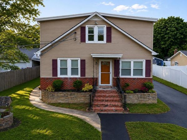 222 S. Dunton Avenue , East Patchogue, NY 11772
