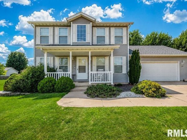 109 BITTERSWEET Avenue, Germantown Hills, IL 61548
