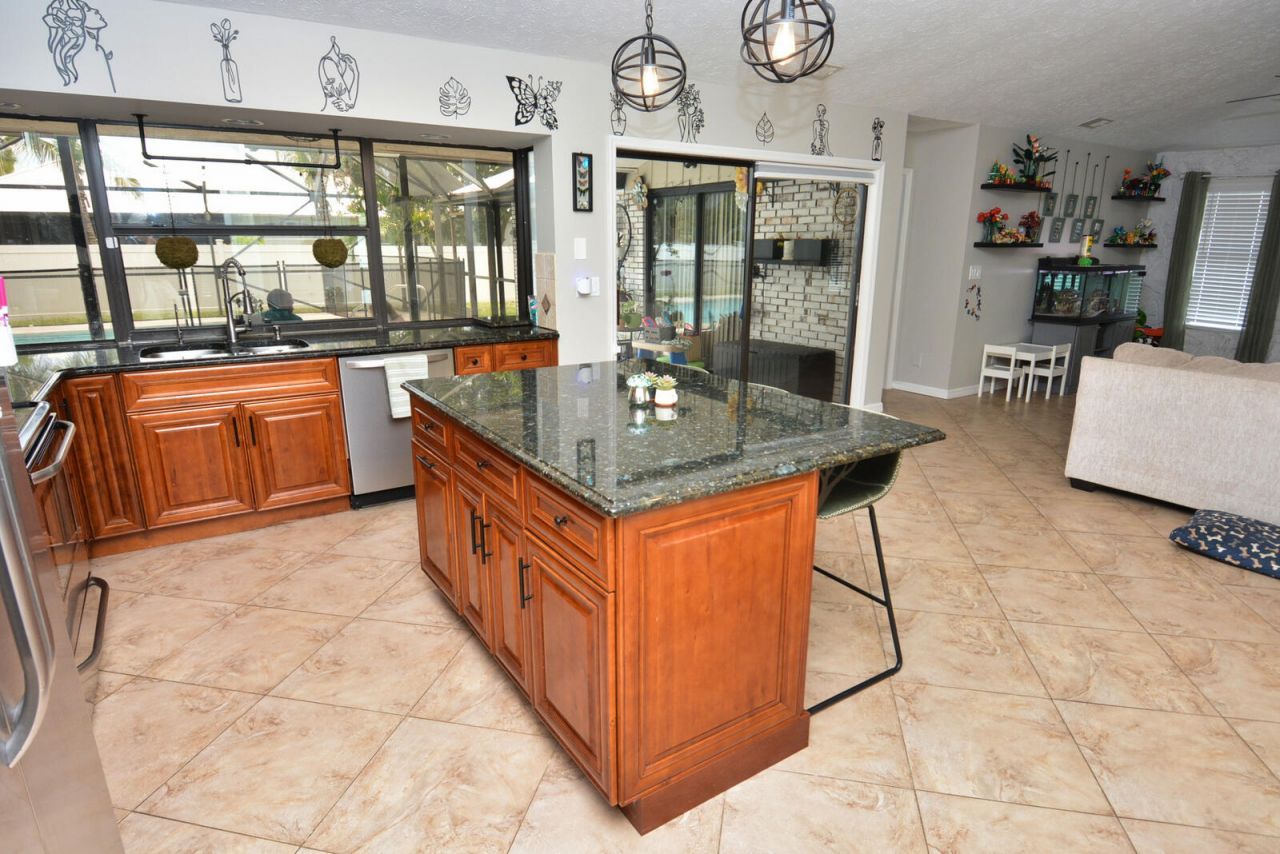 2082 SE Camilo Street, Port Saint Lucie, FL 34952 Photo