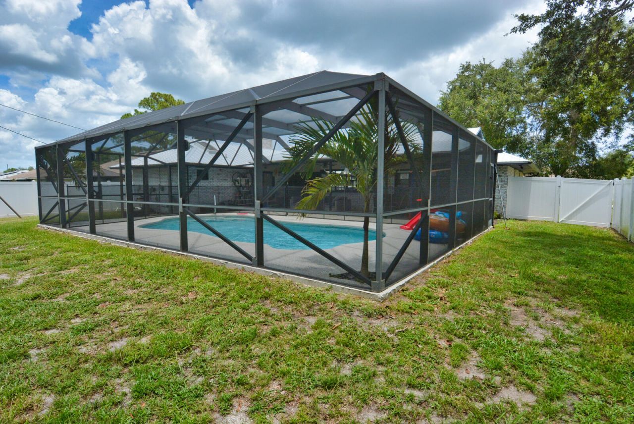 2082 SE Camilo Street, Port Saint Lucie, FL 34952 Photo