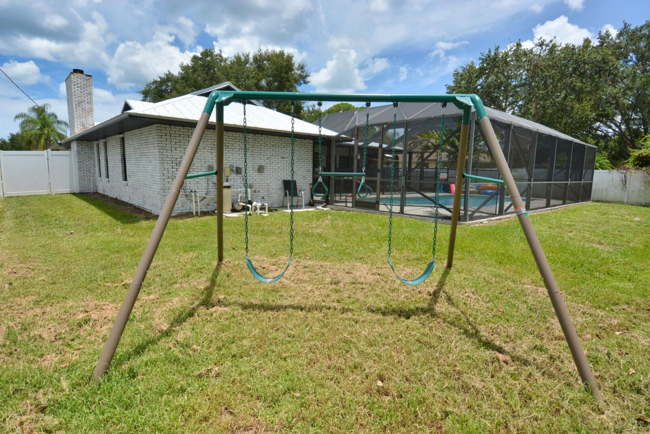 2082 SE Camilo Street, Port Saint Lucie, FL 34952 Photo