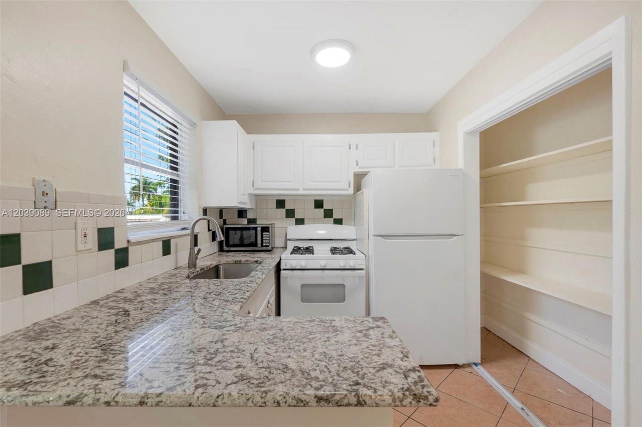 2151 NW 64th Ave , Sunrise, FL 33313 Photo
