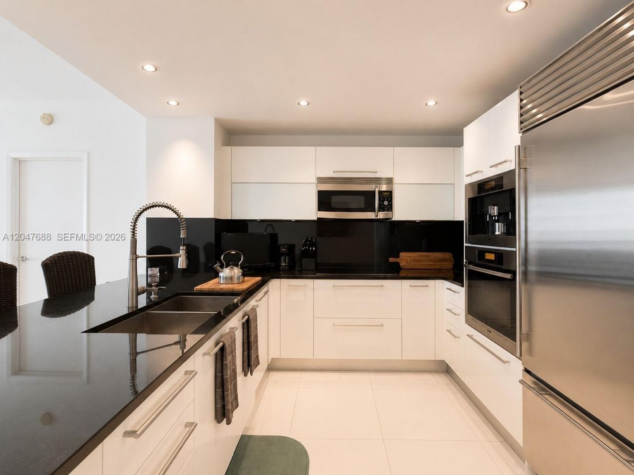 17121 Collins Ave , Unit 1602, Sunny Isles Beach, FL 33160 Photo