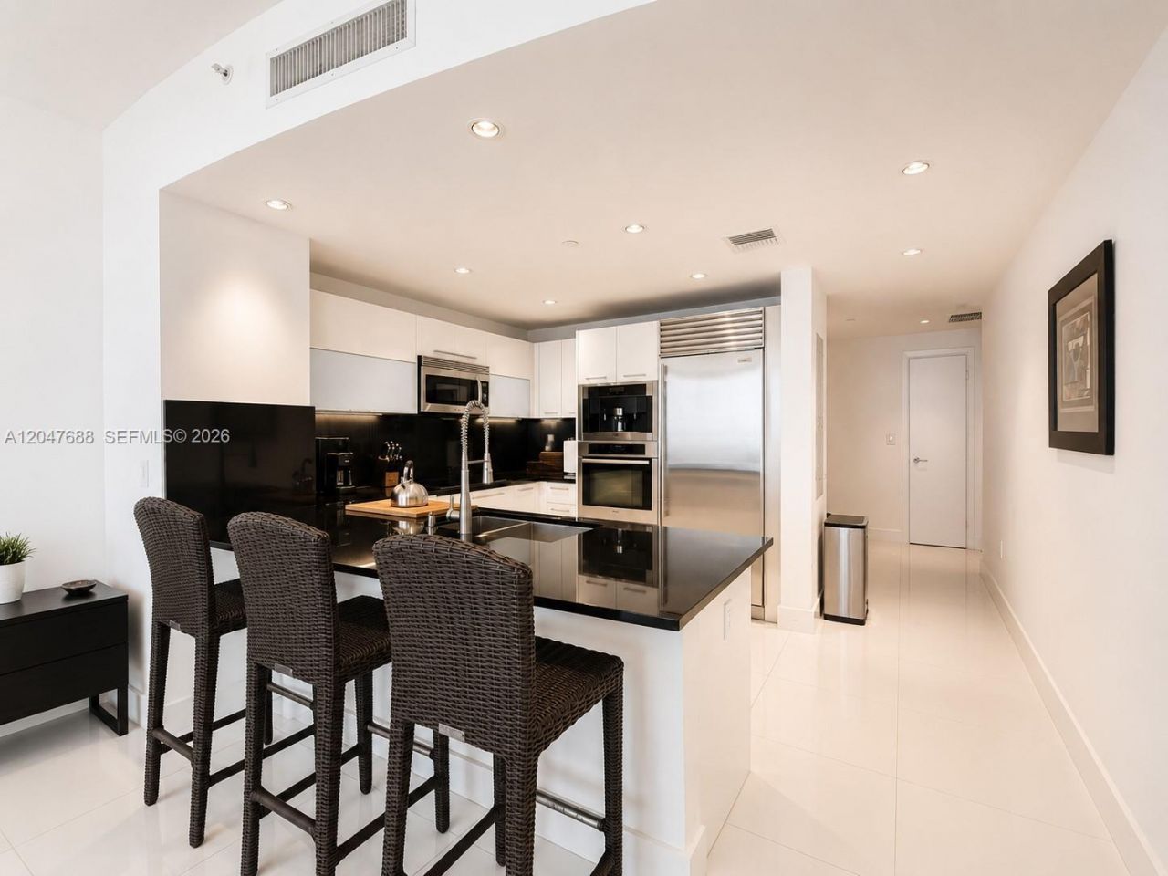 17121 Collins Ave , Unit 1602, Sunny Isles Beach, FL 33160 Photo