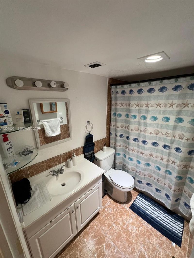 1470 NE 125th Ter, Unit 509, North Miami, FL 33161 Photo