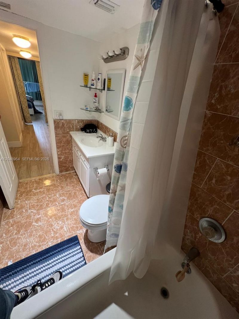 1470 NE 125th Ter, Unit 509, North Miami, FL 33161 Photo