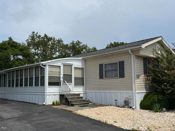 12 CARRIAGE LANE, REHOBOTH BEACH, DE 19971