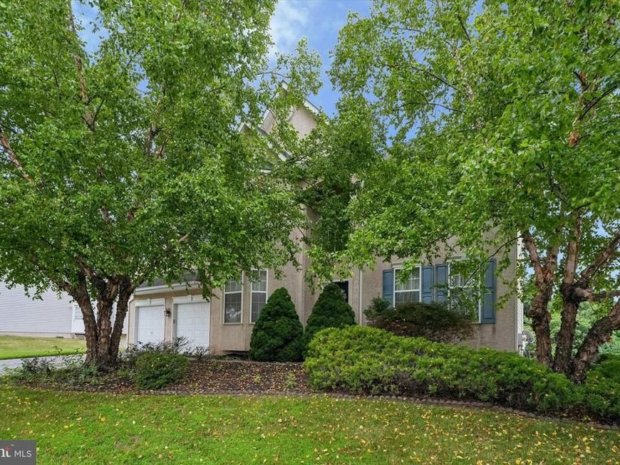 6003 Shady Wood Circle, Collegeville, PA 19426 Main Photo