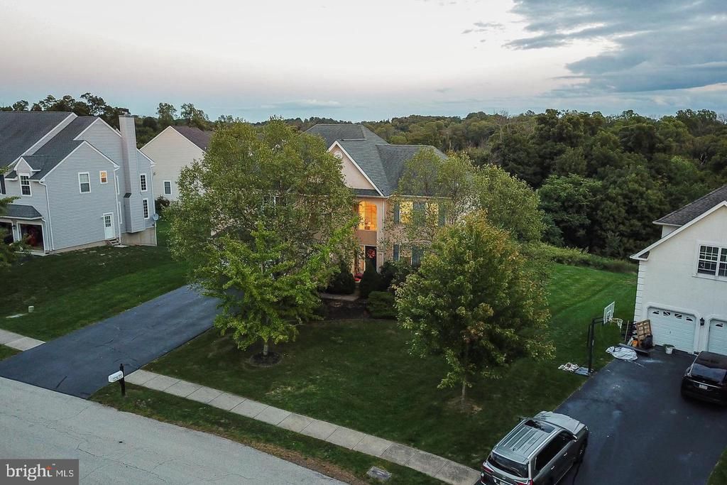 6003 SHADY WOOD CIRCLE, COLLEGEVILLE, PA 19426
