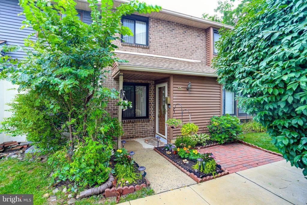 22 FITZWATERTOWN ROAD, WILLOW GROVE, PA 19090