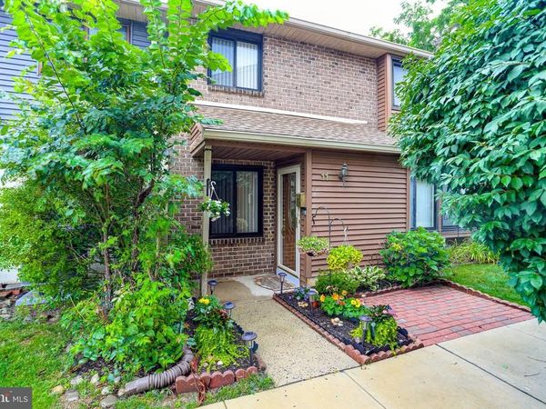 22 FITZWATERTOWN ROAD, UNIT E-11, WILLOW GROVE, PA 19090