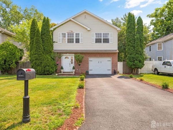 2402 Hamlette Place, Scotch Plains, NJ 07076
