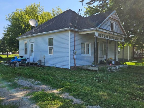 201 E Main Street, Joy, IL 61260