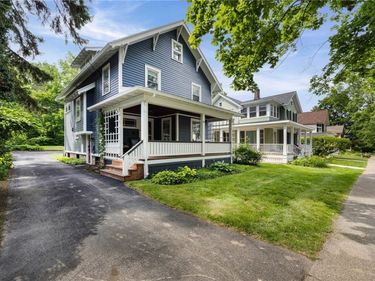 17 Washington Avenue, Pittsford, NY 14534