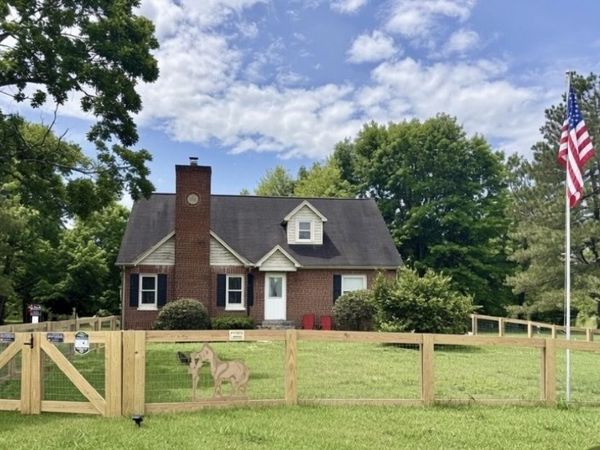 1804 Highway 52 E, Portland, TN 37148