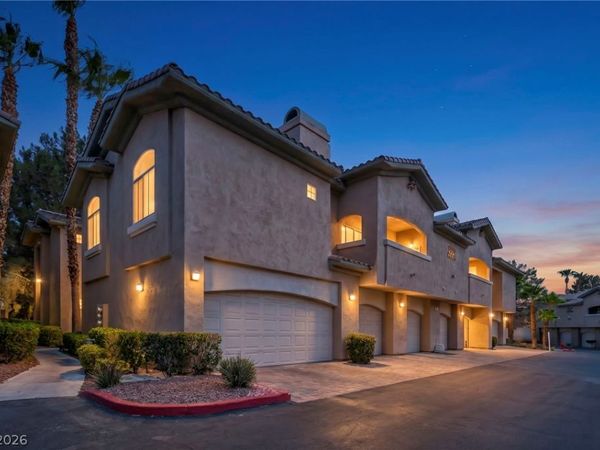 1708 Sky Of Red Drive, Unit 104, Las Vegas, NV 89128