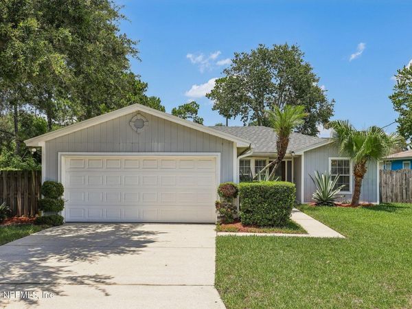 11541 SAINTS Road, Jacksonville, FL 32246