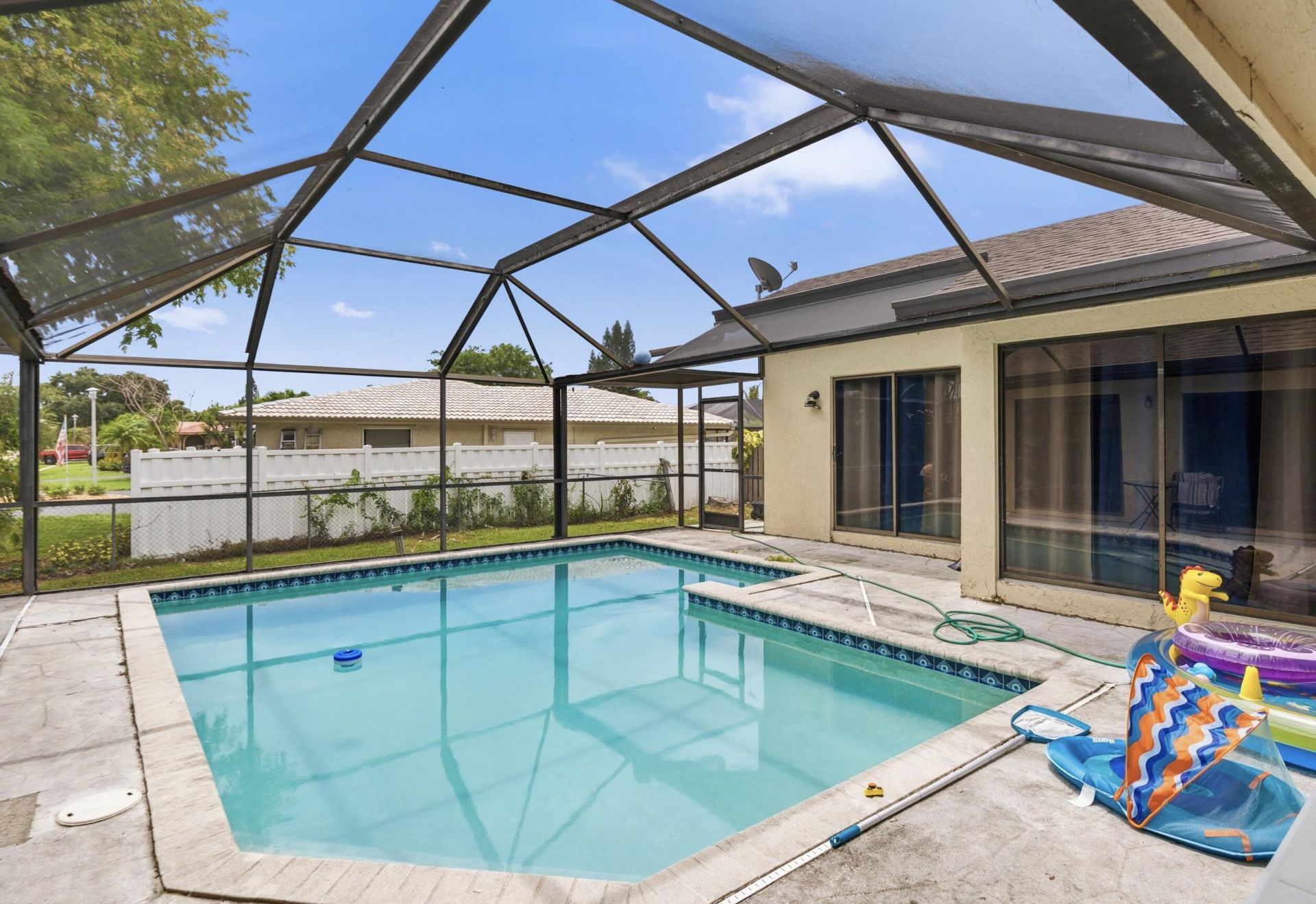 4409 NW 112th Avenue, Coral Springs, FL 33065 Photo