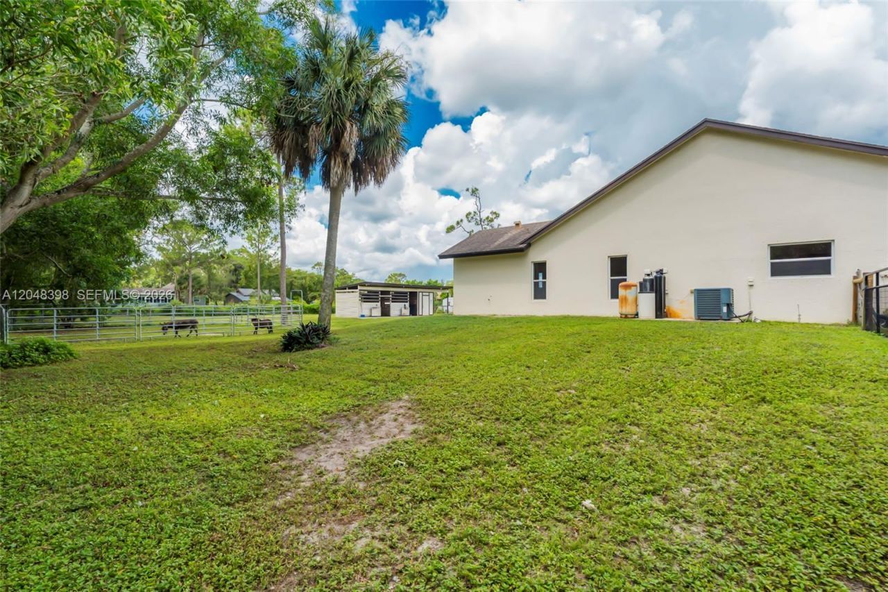 11448 N 59th St N, West Palm Beach, FL 33411 Photo