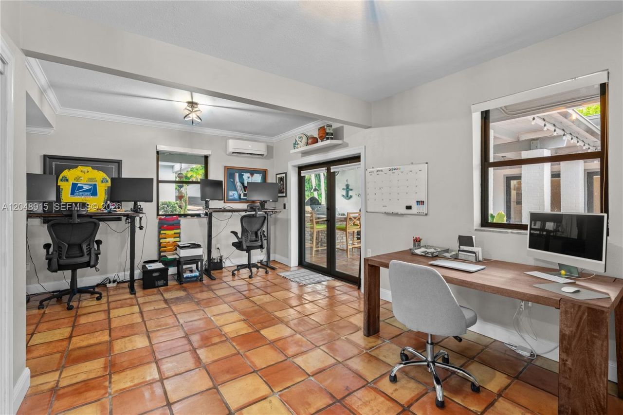 8735 SW 122nd St , Miami, FL 33176 Photo
