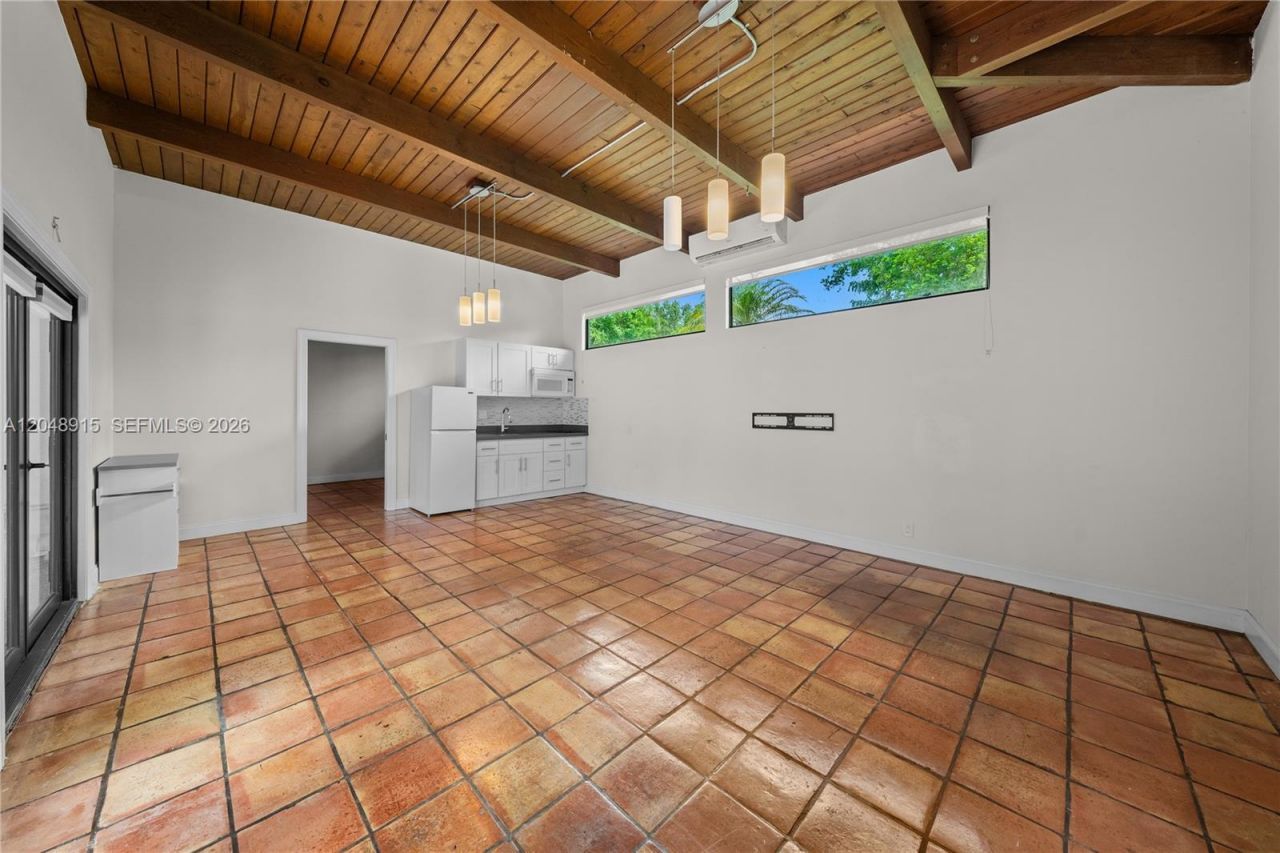 8735 SW 122nd St , Miami, FL 33176 Photo