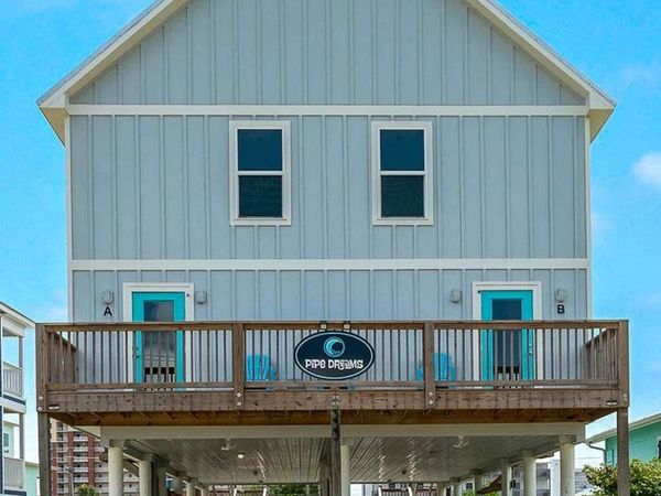 333 E 2nd Avenue, Gulf Shores, AL 36542