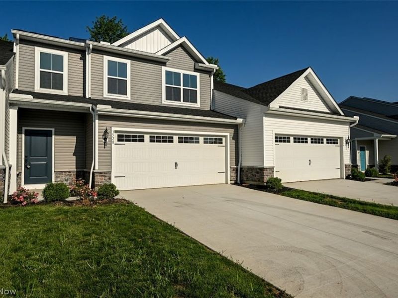 3528 Bushwillow Drive, Green, OH 44685 Photo 2