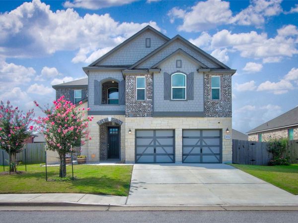 1604 Foxglove DR, Lockhart, TX 78644