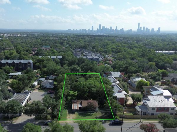 1806 Fortview RD , Austin, TX 78704