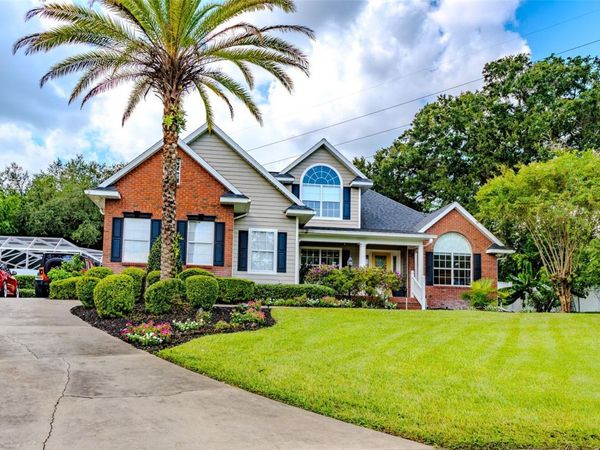 33721 SPRING DRIVE , LEESBURG, FL 34788