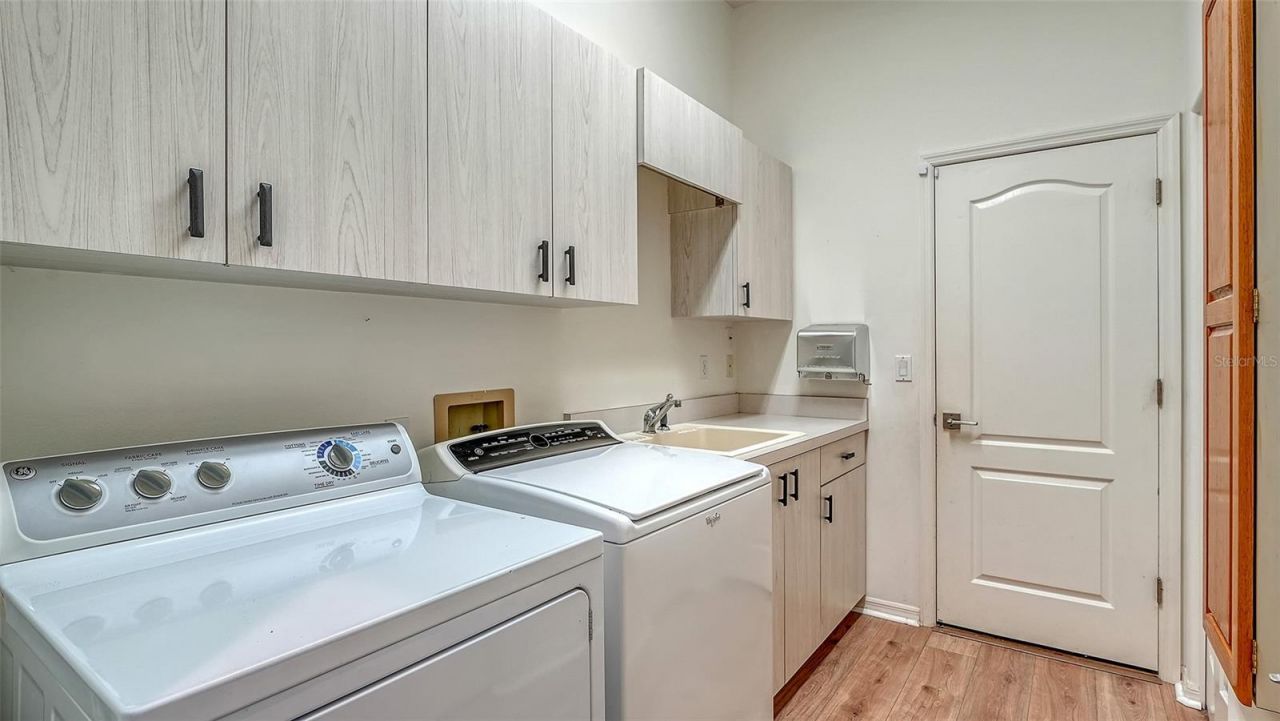 4360 Brandywine Drive, Sarasota, FL 34241 Photo