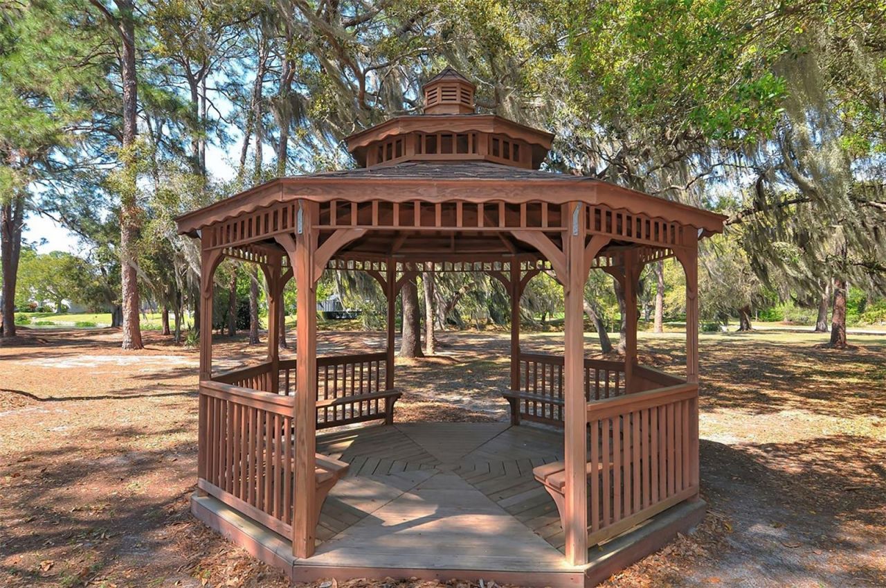 4360 Brandywine Drive, Sarasota, FL 34241 Photo
