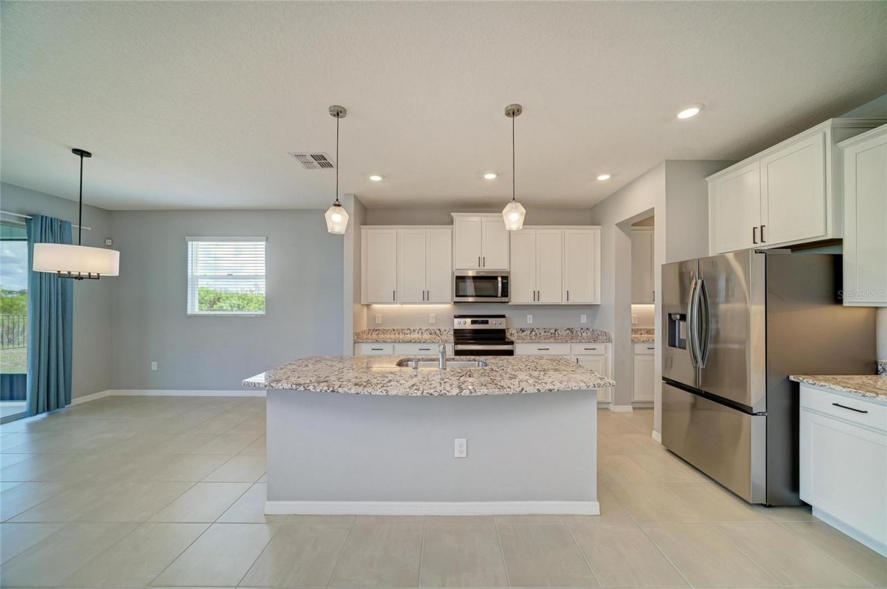 2230 Marsh Harbour Loop , Bradenton, FL 34208 Photo
