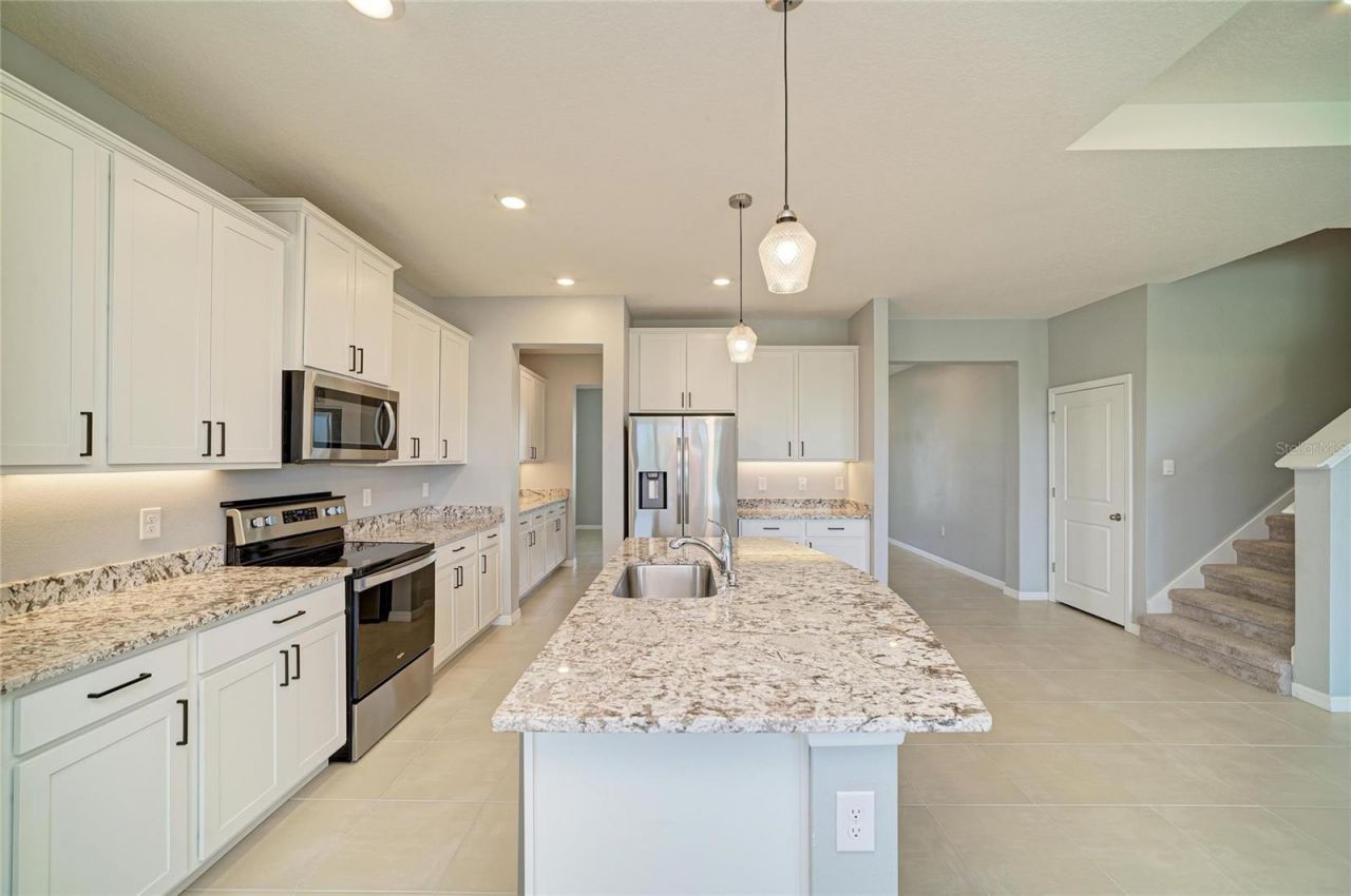 2230 Marsh Harbour Loop , Bradenton, FL 34208 Photo
