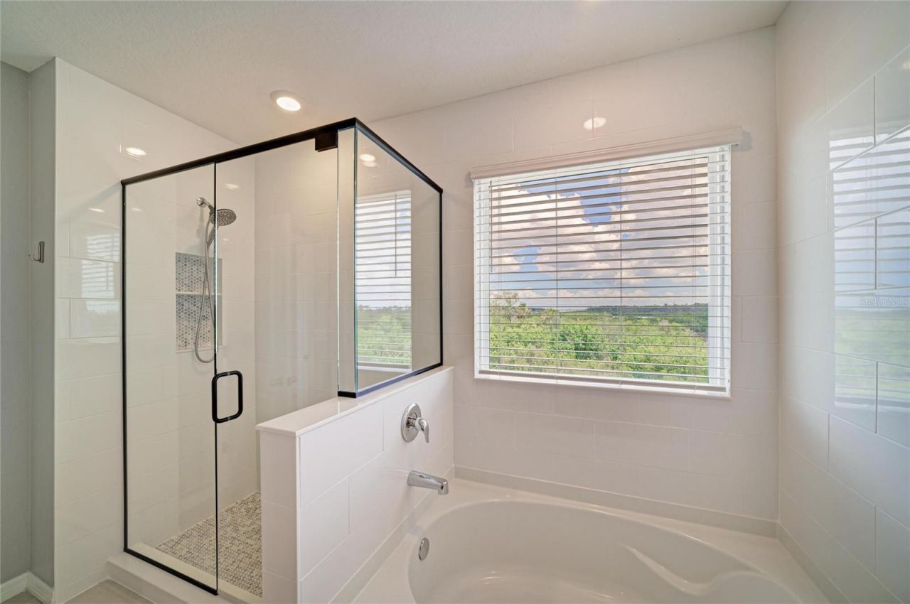 2230 Marsh Harbour Loop , Bradenton, FL 34208 Photo
