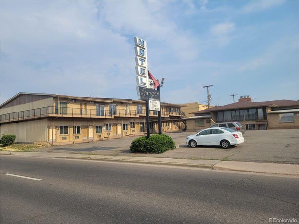 11220 E Colfax Avenue, Aurora, CO 80010