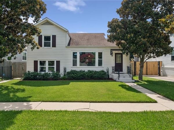 6016 VICKSBURG Street, New Orleans, LA 70124