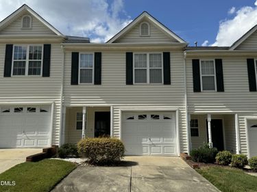 4804 Tanglewood Oaks Street, Raleigh, NC 27610