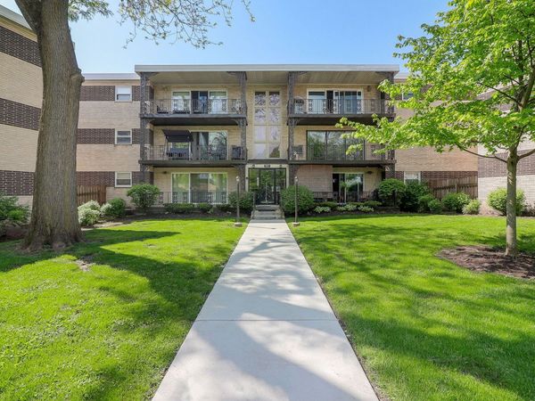 911 8th Avenue , Unit 5, La Grange, IL 60525