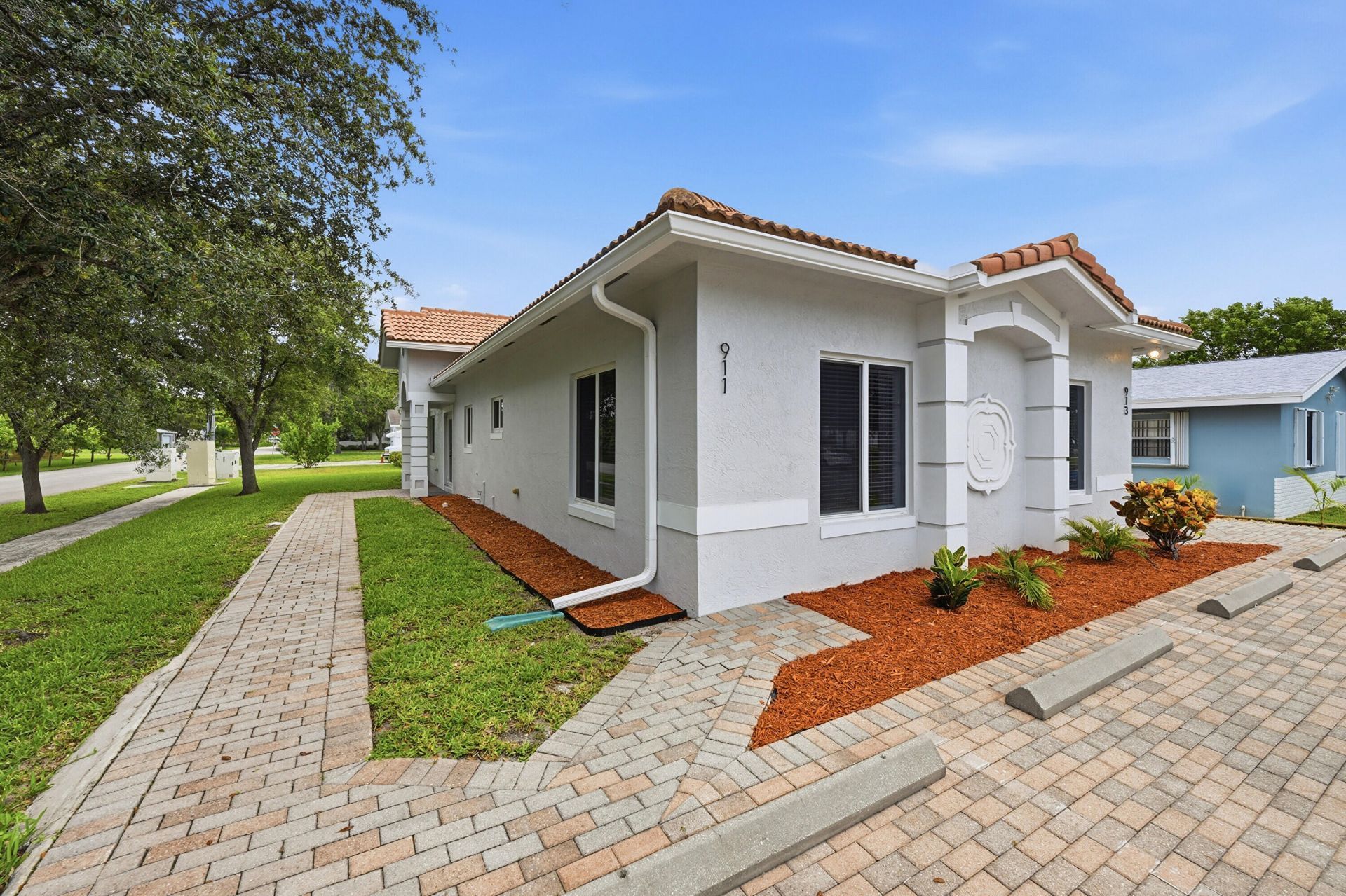 911 NE 12th Avenue, Pompano Beach, FL 33060 Photo