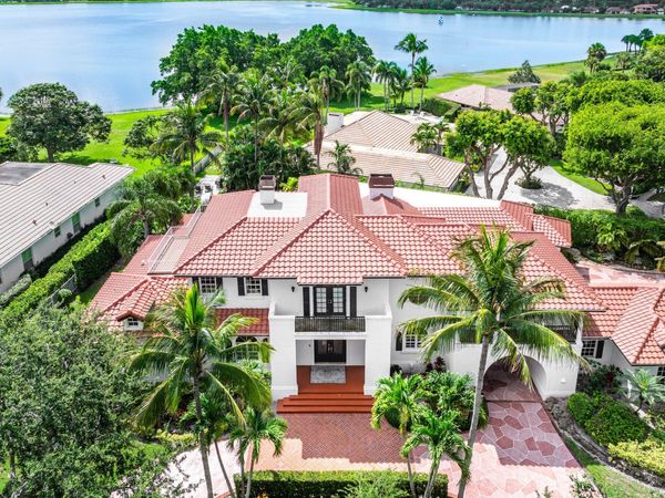 2 Firestone Circle, West Palm Beach, FL 33401