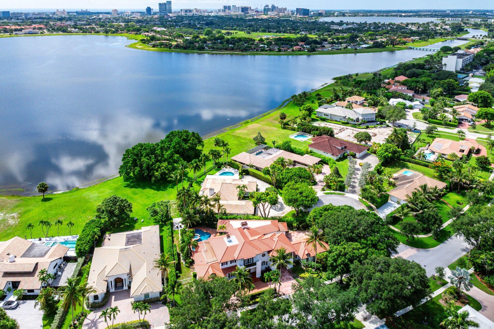 2 Firestone Circle, West Palm Beach, FL 33401 Photo